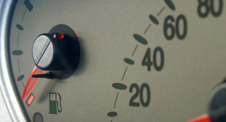 Как уменьшить расход топлива в автомобиле: советы экспертов