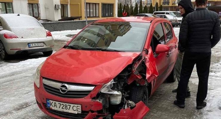 Под Киевом пьяный водитель Opel протаранил Range Rover и Audi: видео