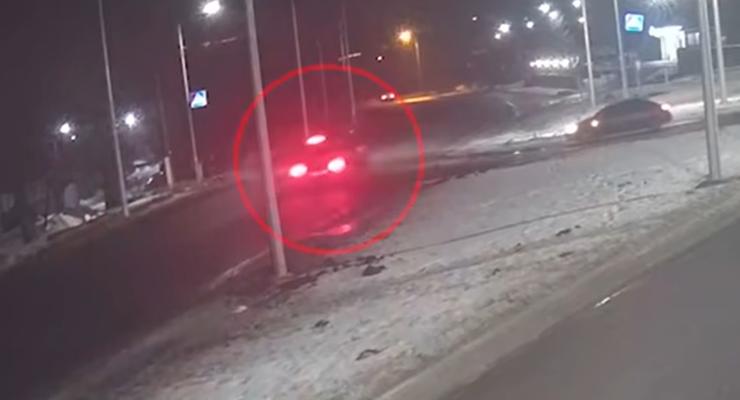 Появилось видео с кортежем Ярославского сразу после ДТП