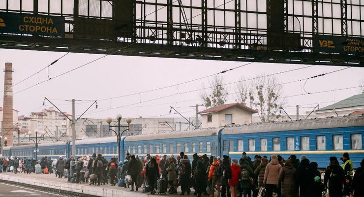 Как будут работать вокзалы во время комендантского часа - Укрзализныця