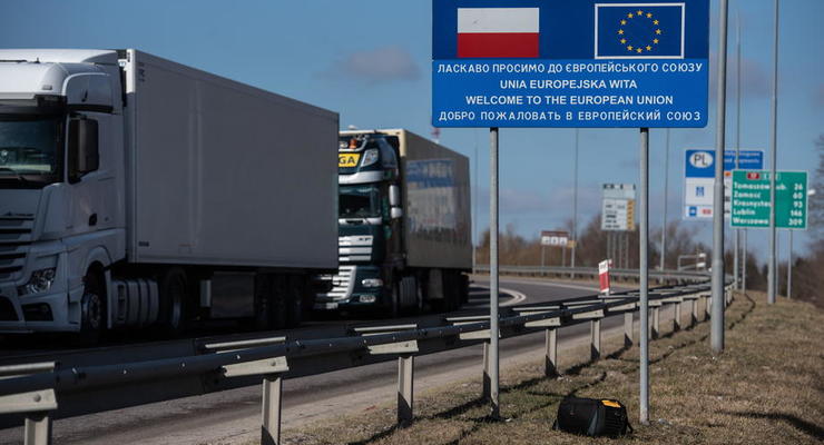 Польша, Латвия, Литва и Эстония объявят РФ транспортную блокаду