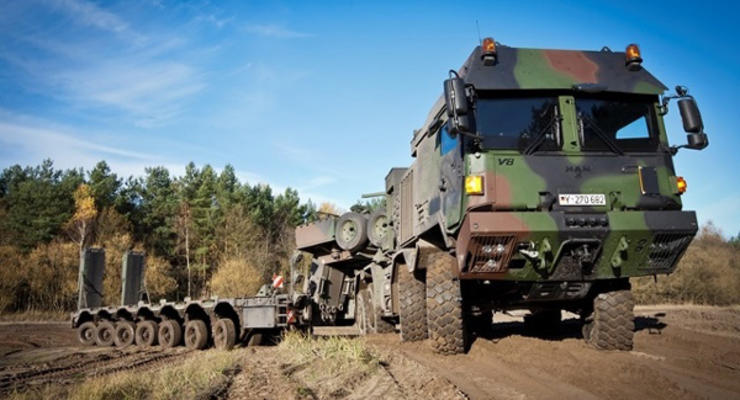 Германия передаст Украине 100 бронированных тягачей MAN