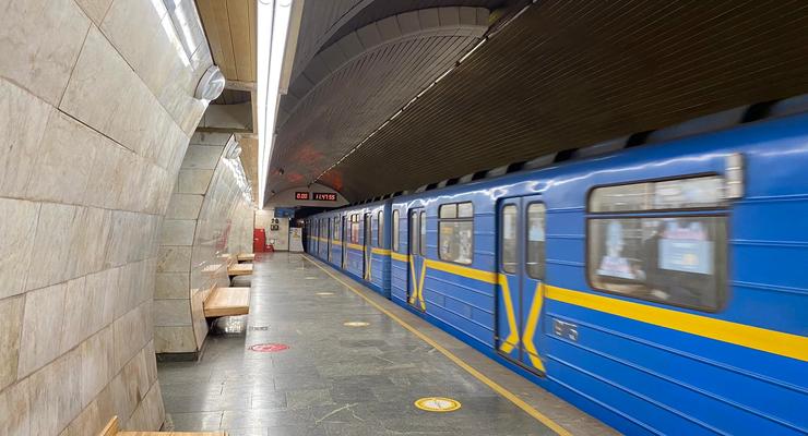 Общественный транспорт Киева снова сделают платным