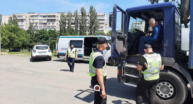 Водителям снова начали выписывать штрафы по 51 000 грн - подробности