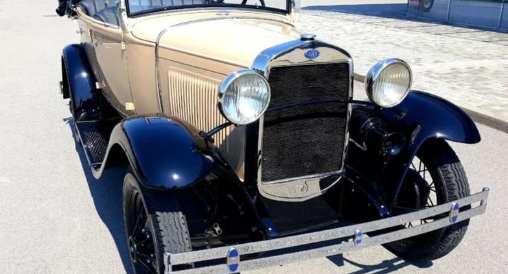 В Україні реставрували майже 100-річний автомобіль.