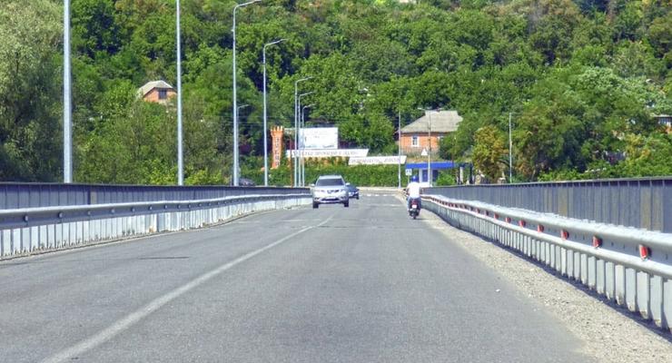В Полтаве инженер проверял мост по видео, находясь на отдыхе в Италии