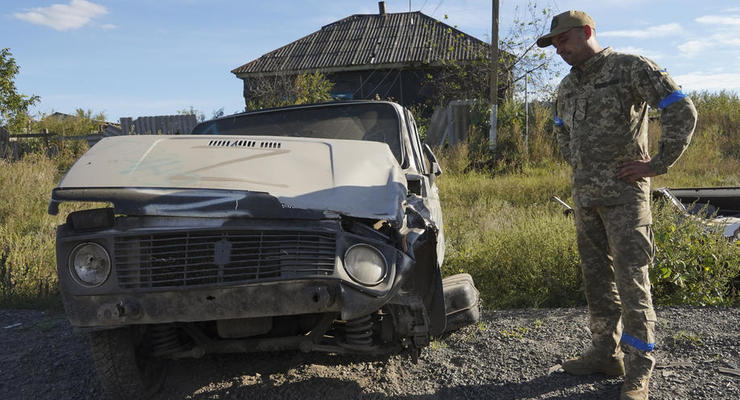 Украинцев попросили спрятать свои авто на время военных действий