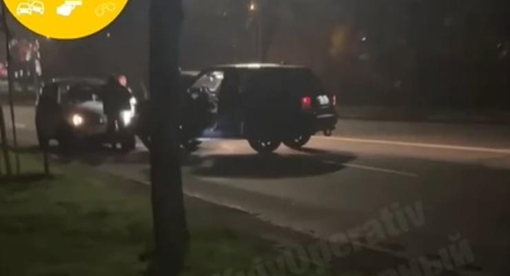 Водитель под наркотой на Range Rover устроил ДТП и кричал: "я русский"
