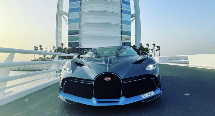Украинец купил гиперкар Bugatti Divo за $9 миллионов во время войны