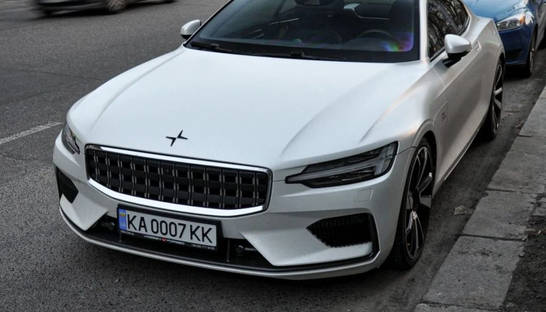 В Україні помітили найшвидше купе від Volvo - фото