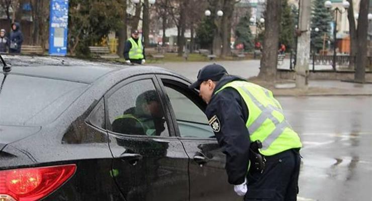 За какие нарушения пассажиров в Украине должен платить водитель