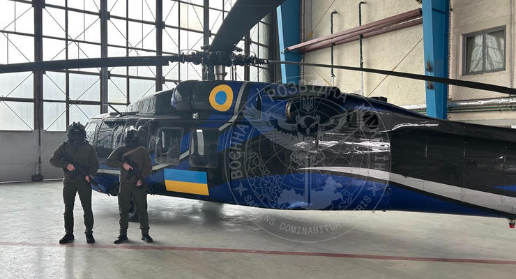 ГУР похвастались уникальным вертолетом UH-60A Blackhawk - фото
