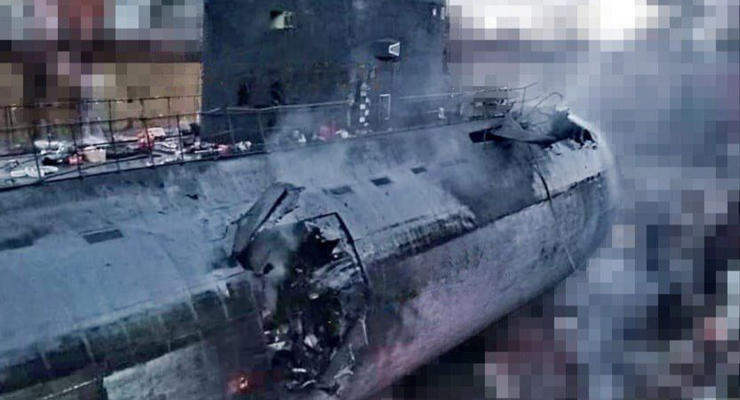 Як виглядає пошкоджений російський підводний човен "Ростов-на-Дону" - фото