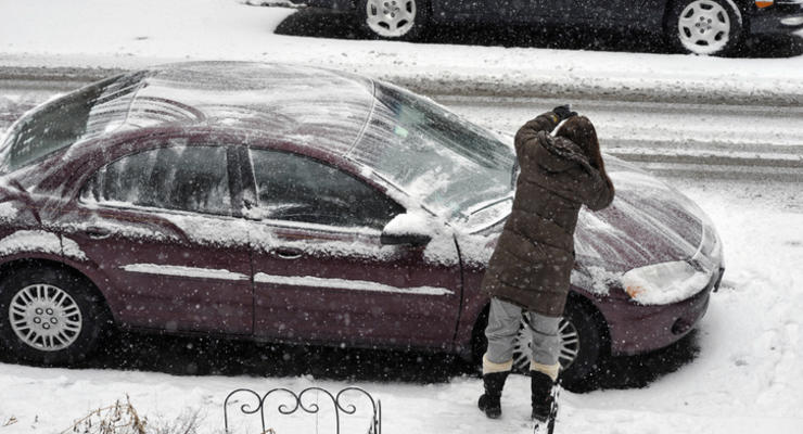 Чи потрібно періодично заводити машину в мороз, якщо на ній не їздиш