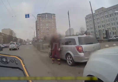 Двое пьяных мужчин в Киеве сами приехали сдаваться в полицию - подробности