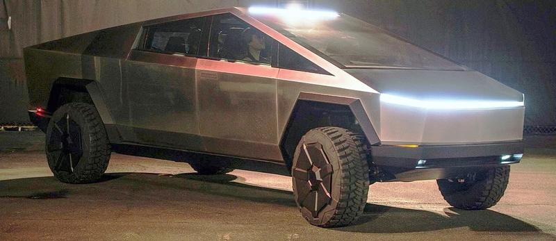 Tesla Cybertruck / Википедия